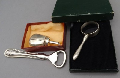 Auktion 353<br>3 Teile plated, 2x in OVP, Flaschenoffner 