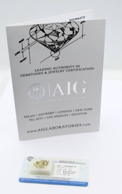 Auktion 355<br>Konvolut div. kl. runder Brillanten, zus. ca. 1,63ct, hohe Reinheit, Zertifikat anbei [1]