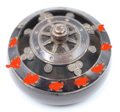 Auktion 355<br>Ascher o.ä., 3. Reich, Messing, wohl aus Hülsen gefertigt, H-5cm D-9cm [1]