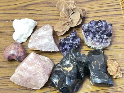 Auktion 355<br>10x div. Mineralien etc., davon 2x Amethste [1]