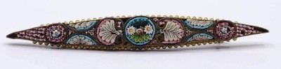 Auktion 355<br>lange Messing Brosche mit Einlagen, Pietra Dura Technik, L-9 cm [1]