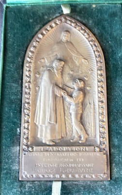 Auktion 368<br>Edmond BECKER (1871-1971, Bronze  Platte 12,5x6 cm,  