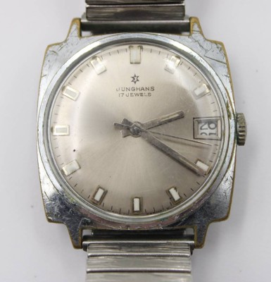 Auktion 356, Vintage-Herren-Armbanduhr, Junghans, 60/70er Jahre, Werk  läuft, Tragespuren, Zugband, 3,2 x 3,2cm