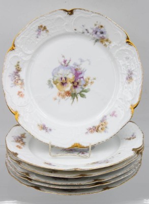 Auktion 356<br>6x flache Teller, frühes Rosenthal Sanssouci, Goldzier und aufwendige Blumenbemalung, um 1900, ca. D-25cm [1]