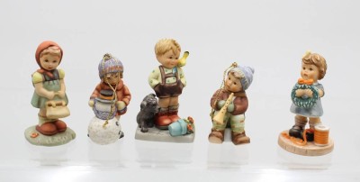 Auktion 356<br>5x kl. Berta Hummel Figuren, Geobel, ca. H-8,5cm [1]