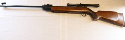 Auktion 356<br>Luftgewehr, Diana Mod. 35, mit Zielfernrohr, gute altersbedingte Erhaltung, L-112cm [1]