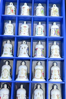 Auktion 356<br>20 x Weihnachtsglöckchen 