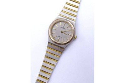 Auktion 356<br>Damen Armbanduhr 