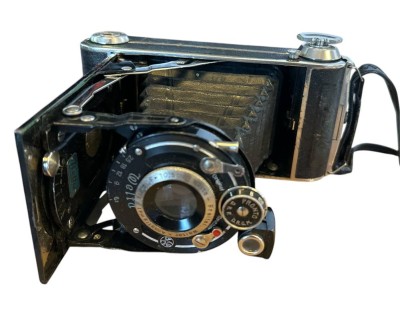 Auktion 368<br>Balgen-Kamera 