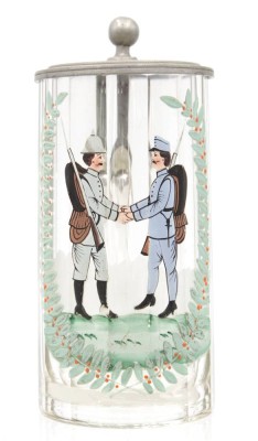 Reservisten-Bierkrug, Emaillemalerei, Zinndeckel mit Gravur und Datierung von 1906, rückseitig kurzer Altriss, ca. H-19,5cm [1]