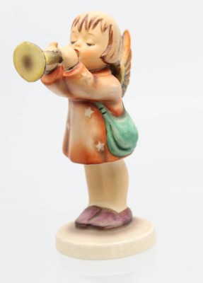 Auktion 357<br>Hummelfigur Musikengel mit Trompete, H-12 cm [1]