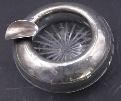 Auktion 357<br>kl. Kristall-Ascher mit Silberrand-800- D-6,5 cm [1]