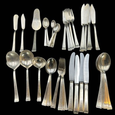 Auktion 357<br>47  Teile Bauhaus Besteck 