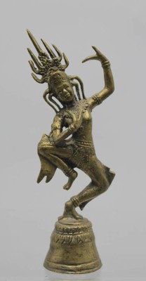 Auktion 357<br>figürliche Glocke, Tempeltänzerin, Bali,  wohl Messing, H-14,6cm [1]