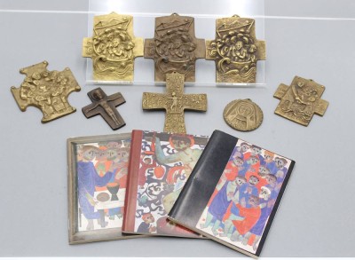 Auktion 357<br>8x Kommunions-Beigaben, Bronze, je in orig. Karton [1]