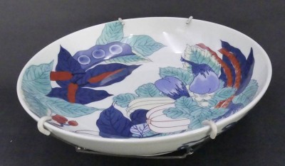 Auktion 357<br>Schale mit Blätterdekor, Museumskopie der MMA (Museum of Modern Art) H-6 cm, D-20 cm [1]