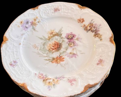 Auktion 357<br>6x Mittelteller, frühes Rosenthal Sanssouci, Goldzier und aufwendige Blumendekor um 1900,  D-19 cm [1]
