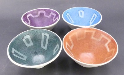 Auktion 357<br>4x kl. Schälchen, Kunstkeramik, Monogrammiert, H-6,5 cm, D-10 cm [1]