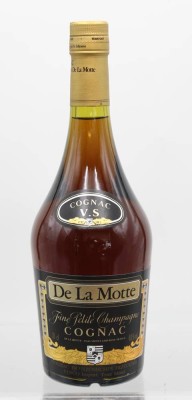 Auktion 357<br>De La Motte . Fine Champagner Cognac,  Frankreich,  0,7 L [1]