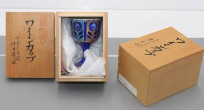 Auktion 357<br>Paar Becher auf Stand, Japan, Fukugawa, orig. Kästen, ca. H-10,2cm [1]
