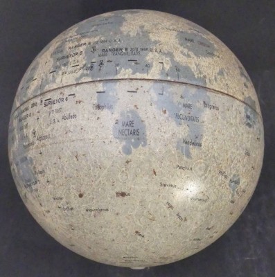 Auktion 357<br>Scan-Globe  Mondglobus Luna Globe Vintage Denmark , wohl Kunststoff, D-16 cm [1]