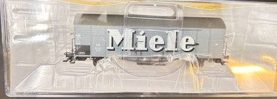 Auktion 357<br>Brawa  Güterwagen, H0, neuwertig in OVP, Nr48670, Miele [1]