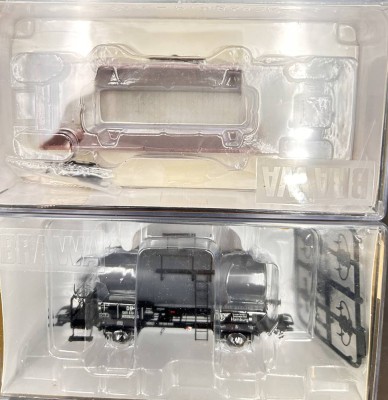 Auktion 357<br>2x Brawa Güterwagen, neuwertig in OVP [1]