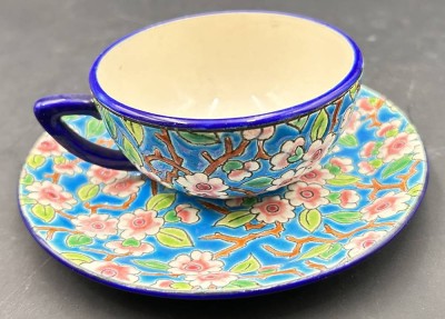 Auktion 357<br>gr. Kaffeetasse mit U.T. 