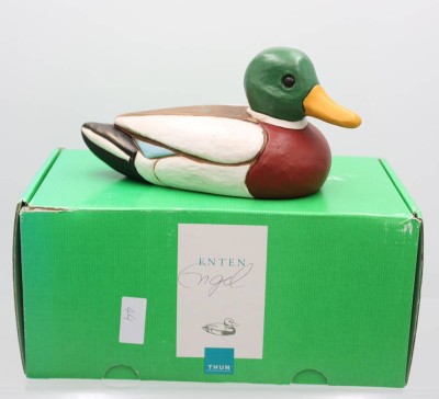 Auktion 357<br>gr. Ente von Thun, bemalt, orig, Karton, H-10cm L-22cm [1]