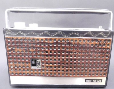 Auktion 357<br>Transistor Radio ULM KR 229, guter Erhaltung, 15x23 cm [1]