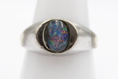 Auktion 358<br>835er Silber-Ring, Opal, KR gemarkt, offene Schiene [1]