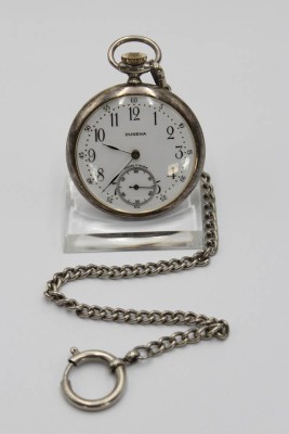Auktion 358<br>Herrentaschenuhr, Dugena, an Kette, Kronenaufzug, Werk läuft, D-5cm [1]