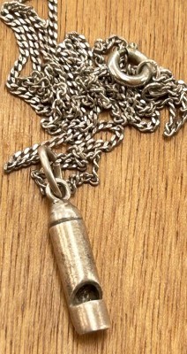 Auktion 358<br>Silber-925- Halskette mit Anhänger kl. Flöte, 3,3 gr. [1]