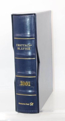 Auktion 358<br>Album mit Erstagsbriefen, Deutschland, 2001 [1]