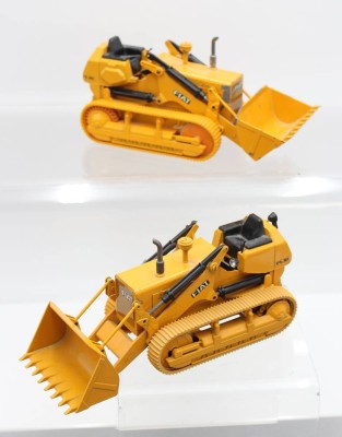 Auktion 358<br>2x Druckguss-Laderaupen, Fiat FL 10, bespielter Erhaltungen, 1:24 [1]