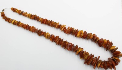 Auktion 358<br>Bernsteinkette, Steine im Verlauf, endlos, 188,1gr. [1]