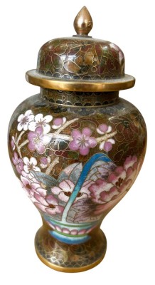 Auktion 358<br>Cloisonne-Vase  mit Blütendekor, wohl Japan [1]