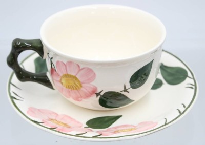 Auktion 358<br>Kakao-Tasse mt U.T., Villeroy & Boch, Wild Rose, ca. H-6,7cm [1]