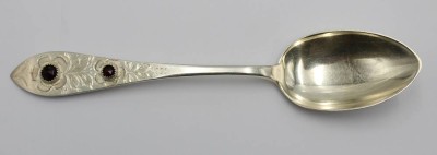 Auktion 358<br>Löffel mit 2 roten Steinen, Robbe & Berking, 90er Auflage, verso Punktgravur von 1954, ca. L-22cm [1]