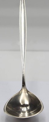 Auktion 358<br>Saucenkelle, Georg Jensen, Cypress, 925er, 78,4gr., L-20,5cm [1]