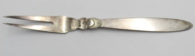 Auktion 358<br>Fleischgabel, Georg Jensen, Cactus, Sterling,  56gr., L-19,8cm [1]