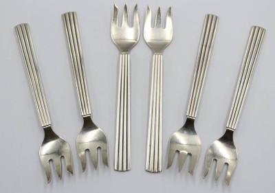 Auktion 358<br>6x Kuchengabeln, Georg Jensen, Bernadotte, Sterling, 226,8gr., L-13,6cm [1]