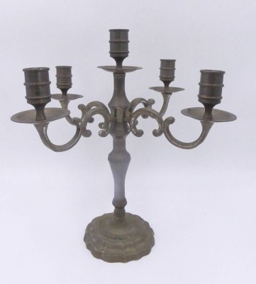 Auktion 358<br>5-flammiger massiver Kerzenhalter, Bronze, H-31 cm, D-31 cm [1]