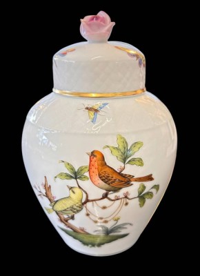 Auktion 358<br>Deckelvase 