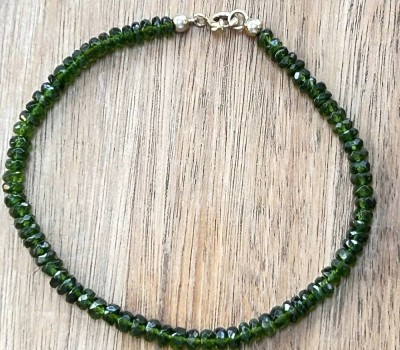 Auktion 358<br>Armband, grüne Steine, Chromdiopsid mit Goldschliesse -585-L-ca. 20 cm, 6,4 gr [1]
