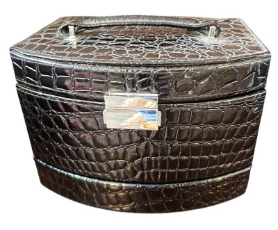 Auktion 358<br>kl. Schuckkoffer mit Krokoleder-Imitat, H-12,5 cm, 20x14,5 cm [1]