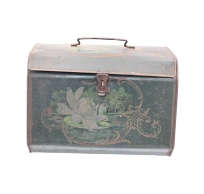 Auktion 358<br>Botanisiertrommel, älter, Blech bemalt, Altersspuren, H-15,5cm B-21cm [1]