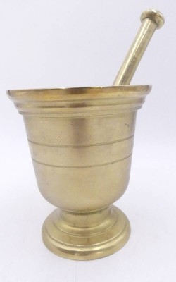 Auktion 358<br>Mörser mit Pistell, auf Stand, Bronze, 20.Jhd., H-12 cm [1]