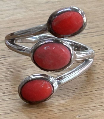 Auktion 358<br>Silberring-925-, 3 rote Steine?, RG 53, 4,1 gr. [1]