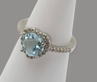 Auktion 358<br>925er Silber-Ring mit Blautopas, 3,1gr., RG 53 [1]